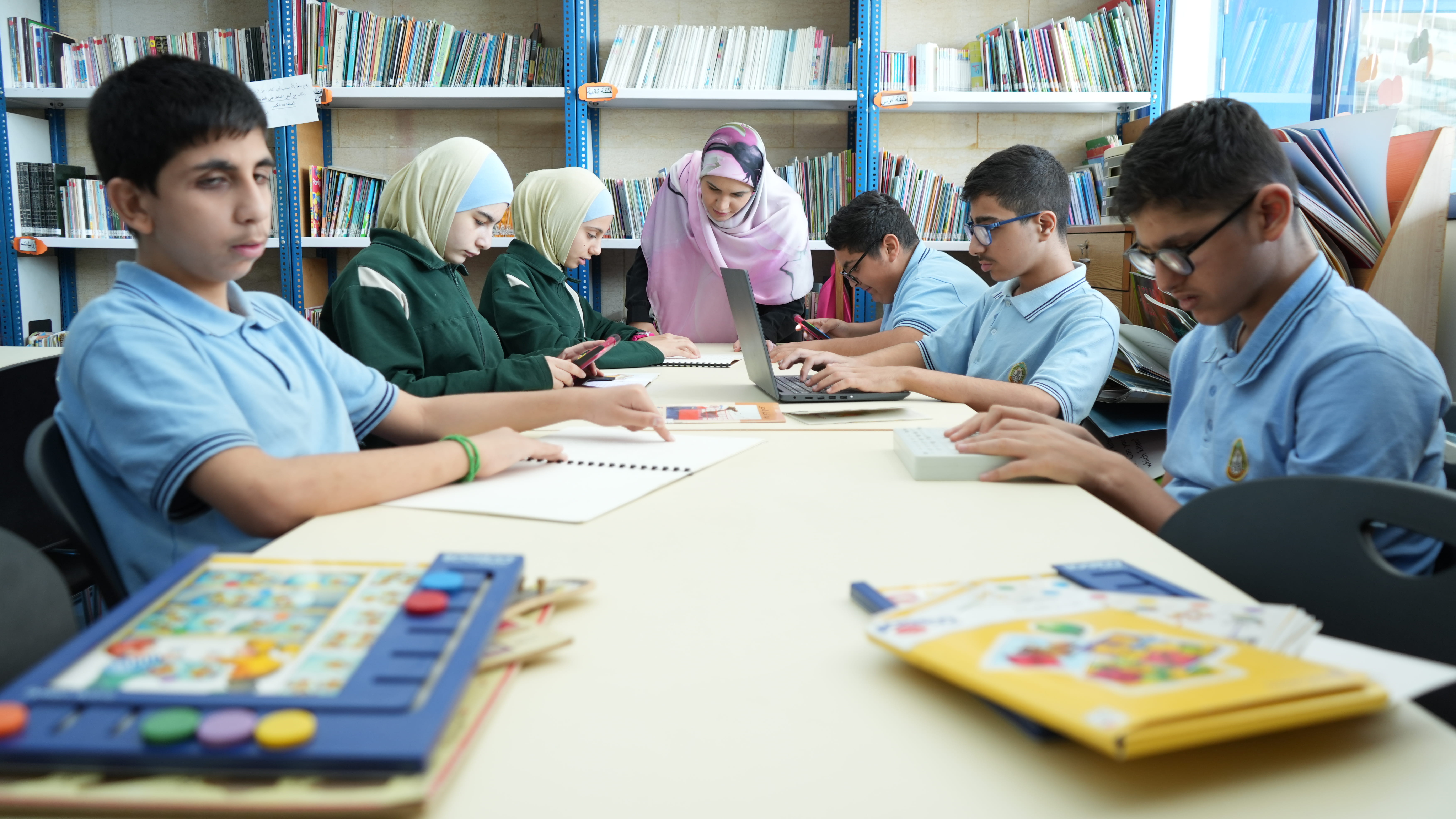 مكتبات المؤسّسة